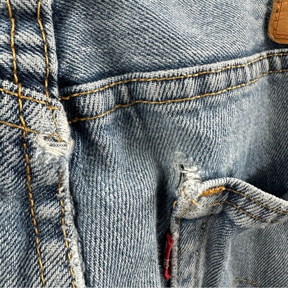 Levi’s 505 Medium Wash Jeans – Size 34x30, Straight Leg - Picture 11 of 11